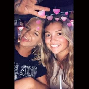 Meet your Posher, Savannah